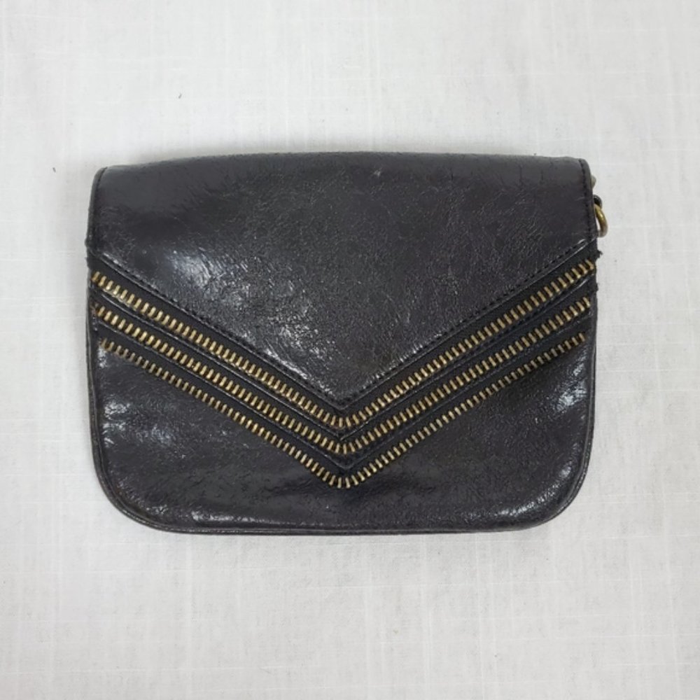 Matt & Nat | Black Zipper Detail Clutch *